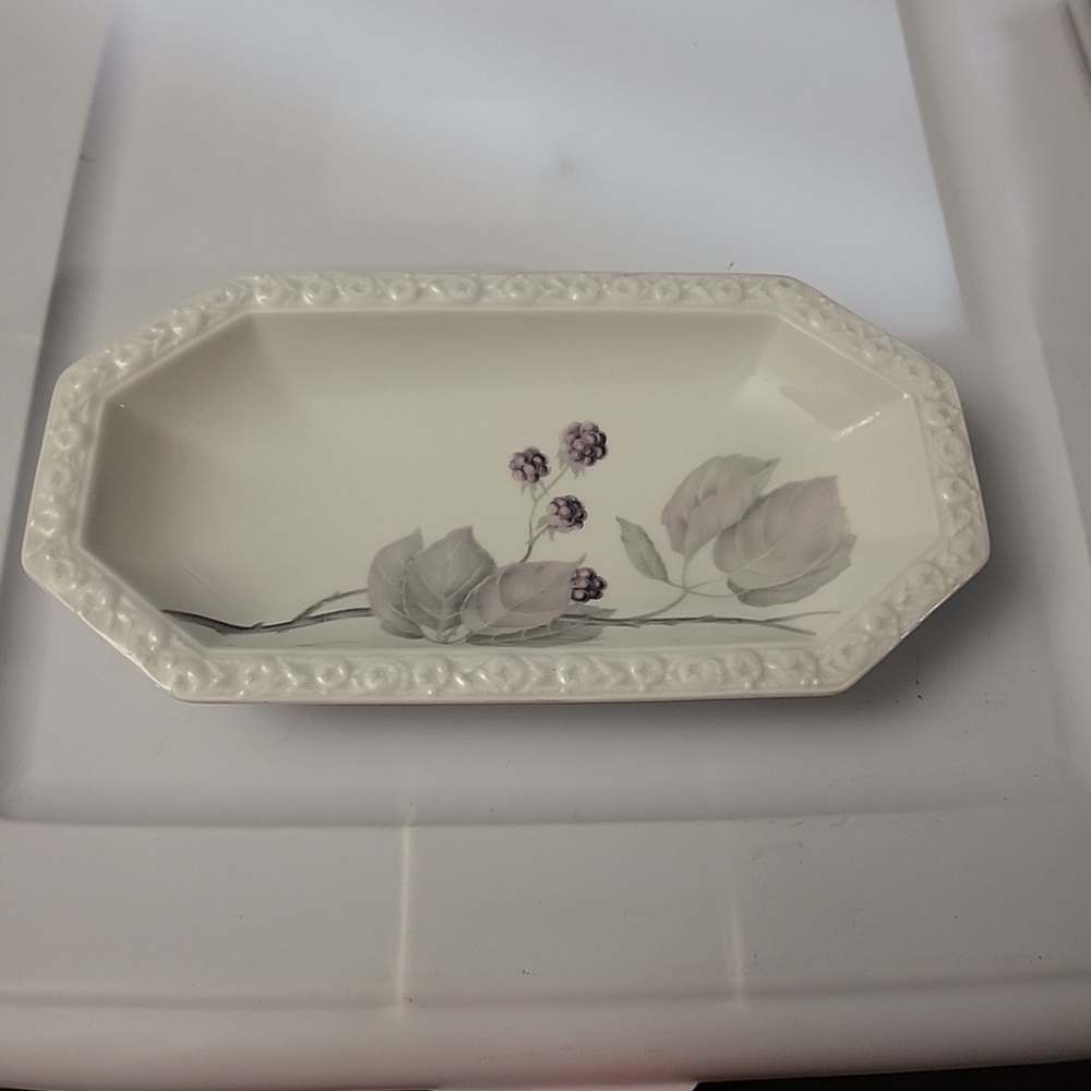Vintage Rosenthal Group Germany Classic Rose Oval Platter, Grape Leaf Plate